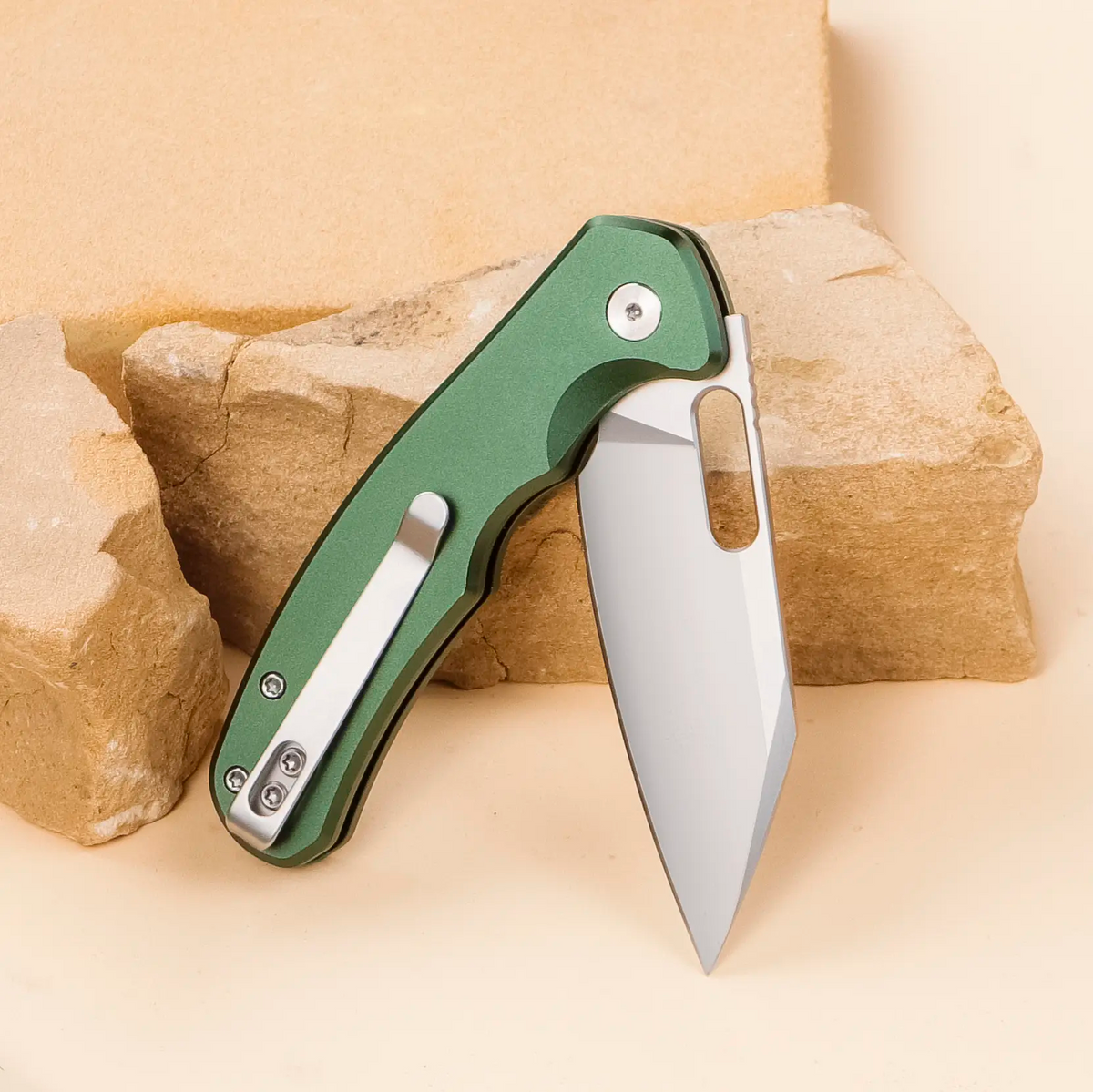 IOKO Folding Kitchen Knife with Aluminium Alloy Handle - D2 Steel Blade, Multifunctional for Camping, EDC Use